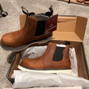 Wolverine women’s Tan Chelsea Boots